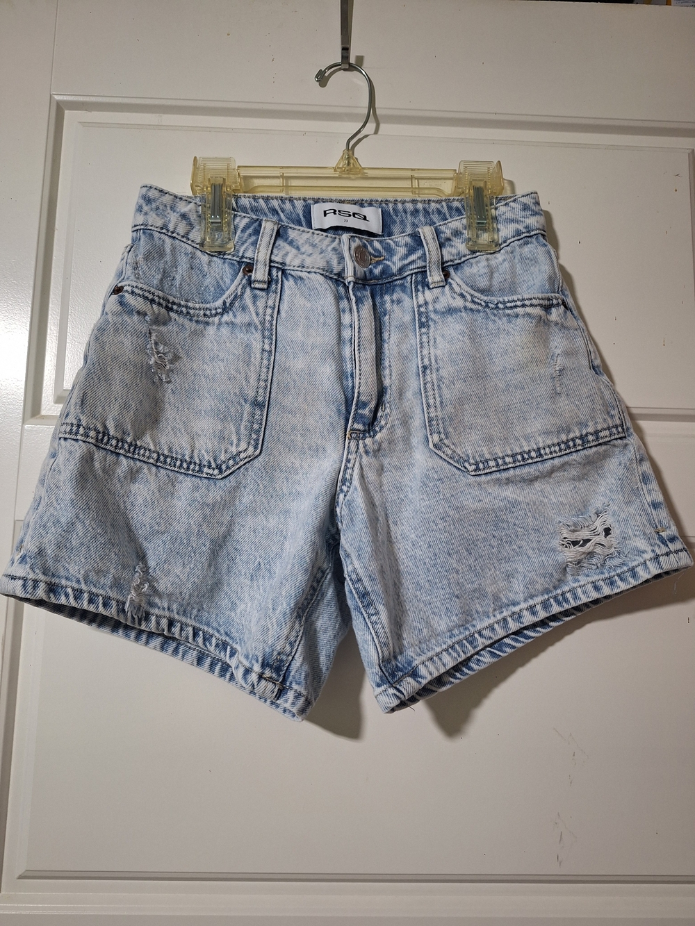 RSQ Women's Light Wash Distressed Denim Shorts - Light Blue Size 23